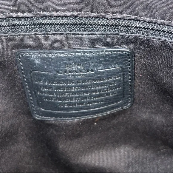 Coach Bag with Original Pattern - Picture 6 of 7